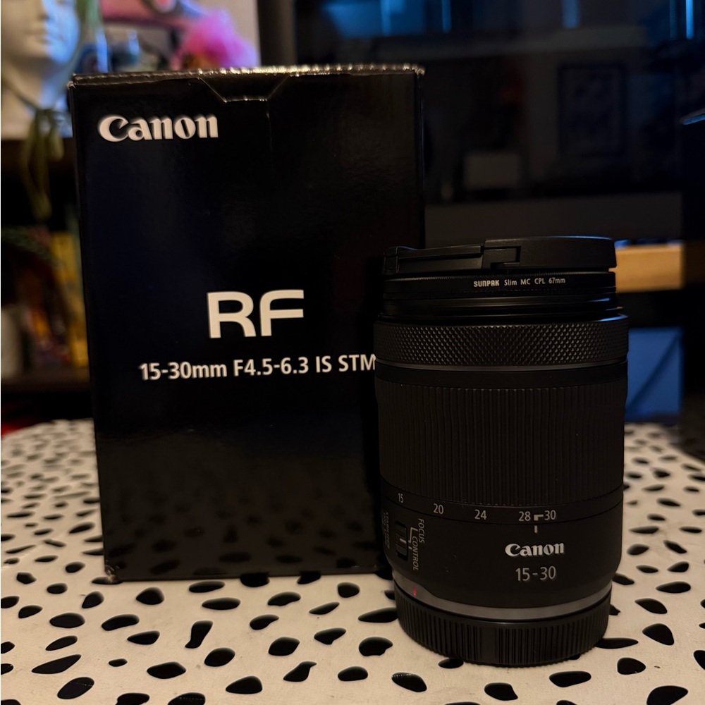 Canon RF 15-30mm lens new with box